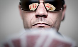 Блеф в покере