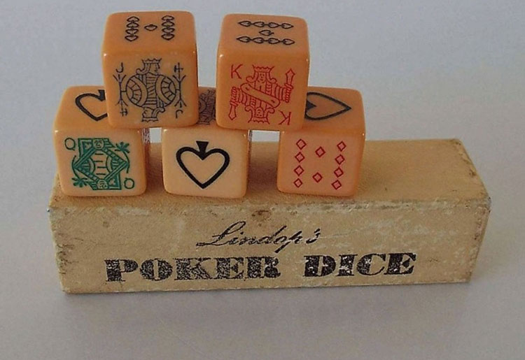 Настольный комплект